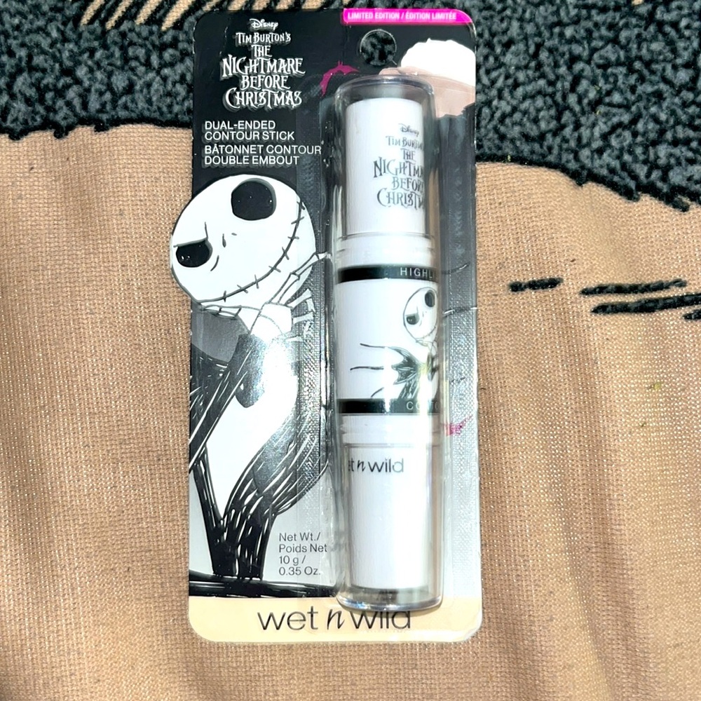✨🆕BNIP!Wet N Wild X Disney Nightmare Before Christmas Contour & Highlight Set!✨